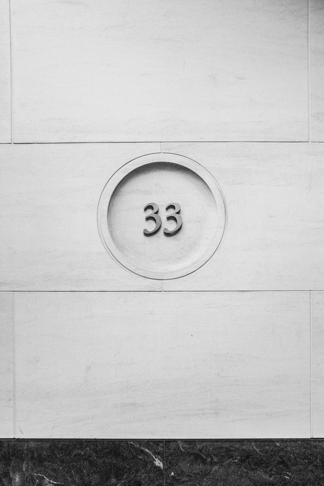 Walking through NYC i was fascinated by the beautiful geometric arrangement of the house numbers.