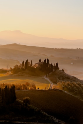 Fim de tarde em uma propriedade rual na Toscana, Itália