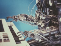 Former American Idol Contestant Writes Song About AI