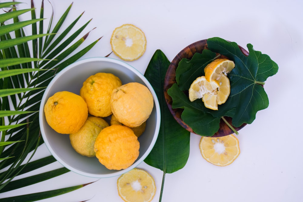 bowl of lemons