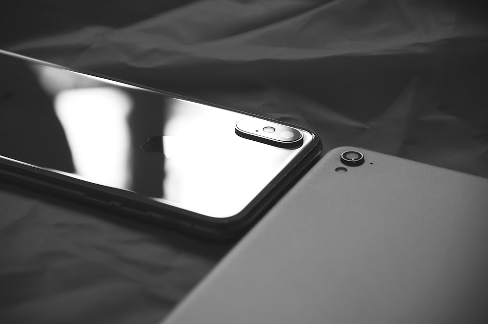 space gray iPhone X