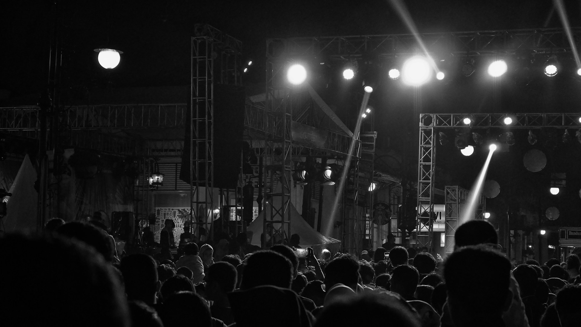 black and brown leather padded tub sofa