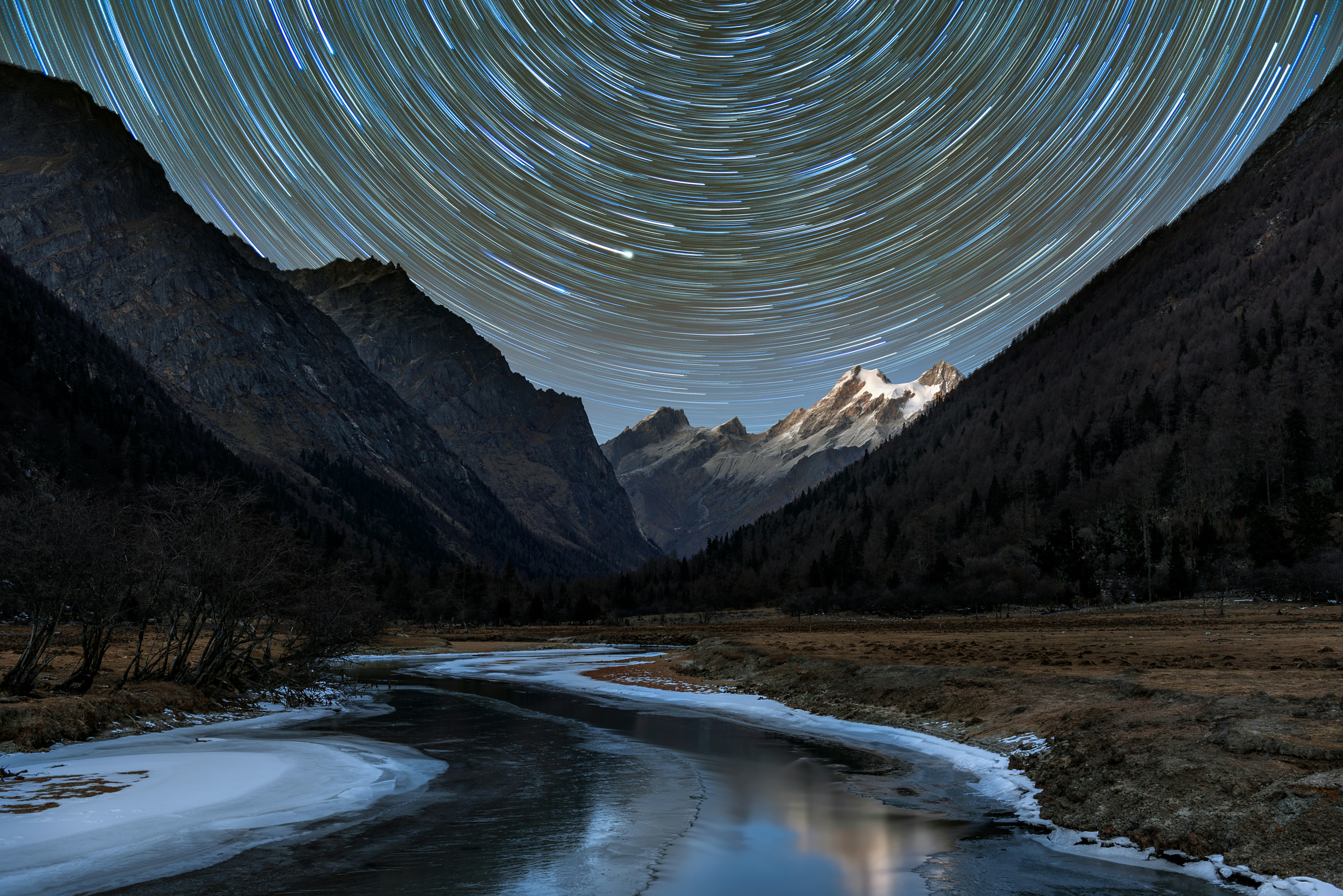 great photo recipe,how to photograph back to 4 sisters mountain area in sichuan china, i was there climbing mountain last year. this was a 14km trek into changping valley and we camped in muluozi area, a flat grass grand. in december, it was very cold and windy about -10c. the mountain at back is a technical 5000+ mountain called camel peak.; landscape photography of black mountains