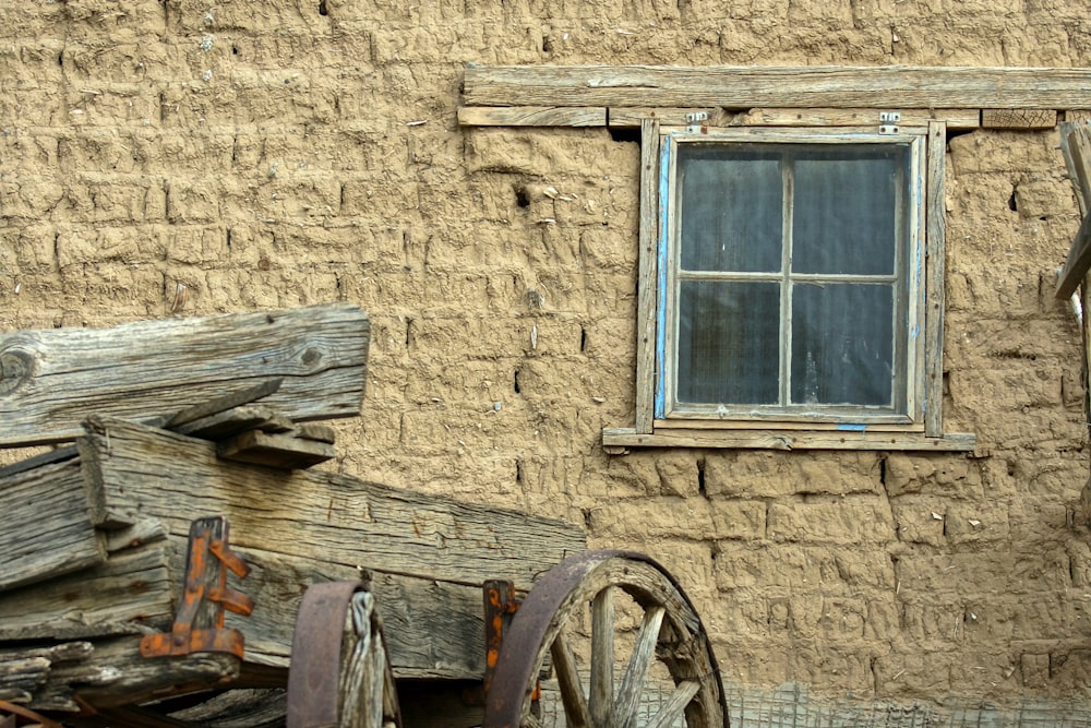 carriage beside gray window