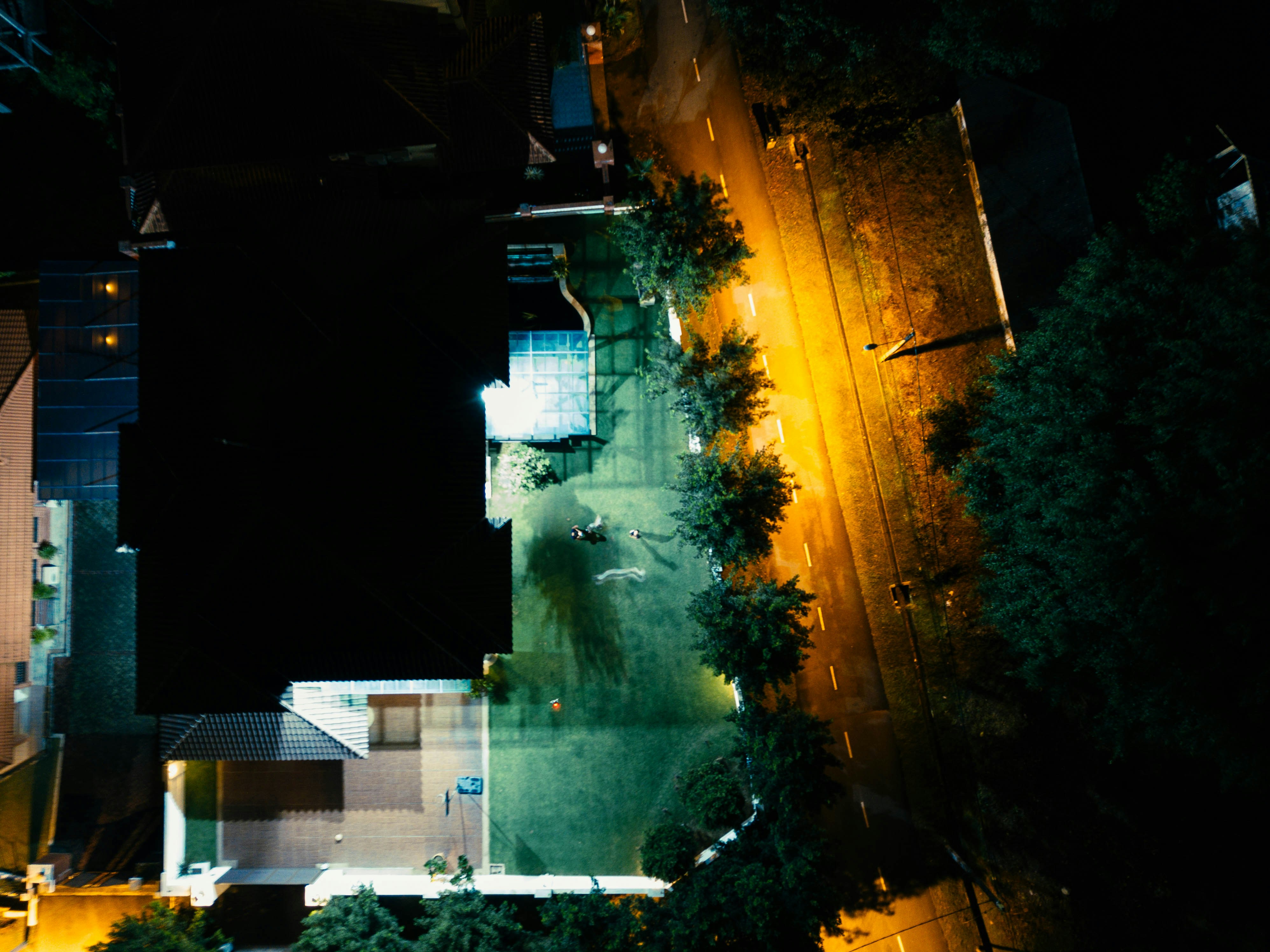 Photo by chuttersnap