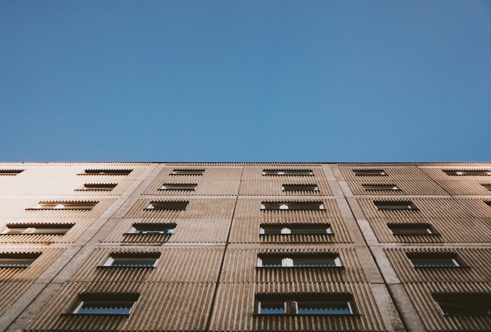 brown concrete building