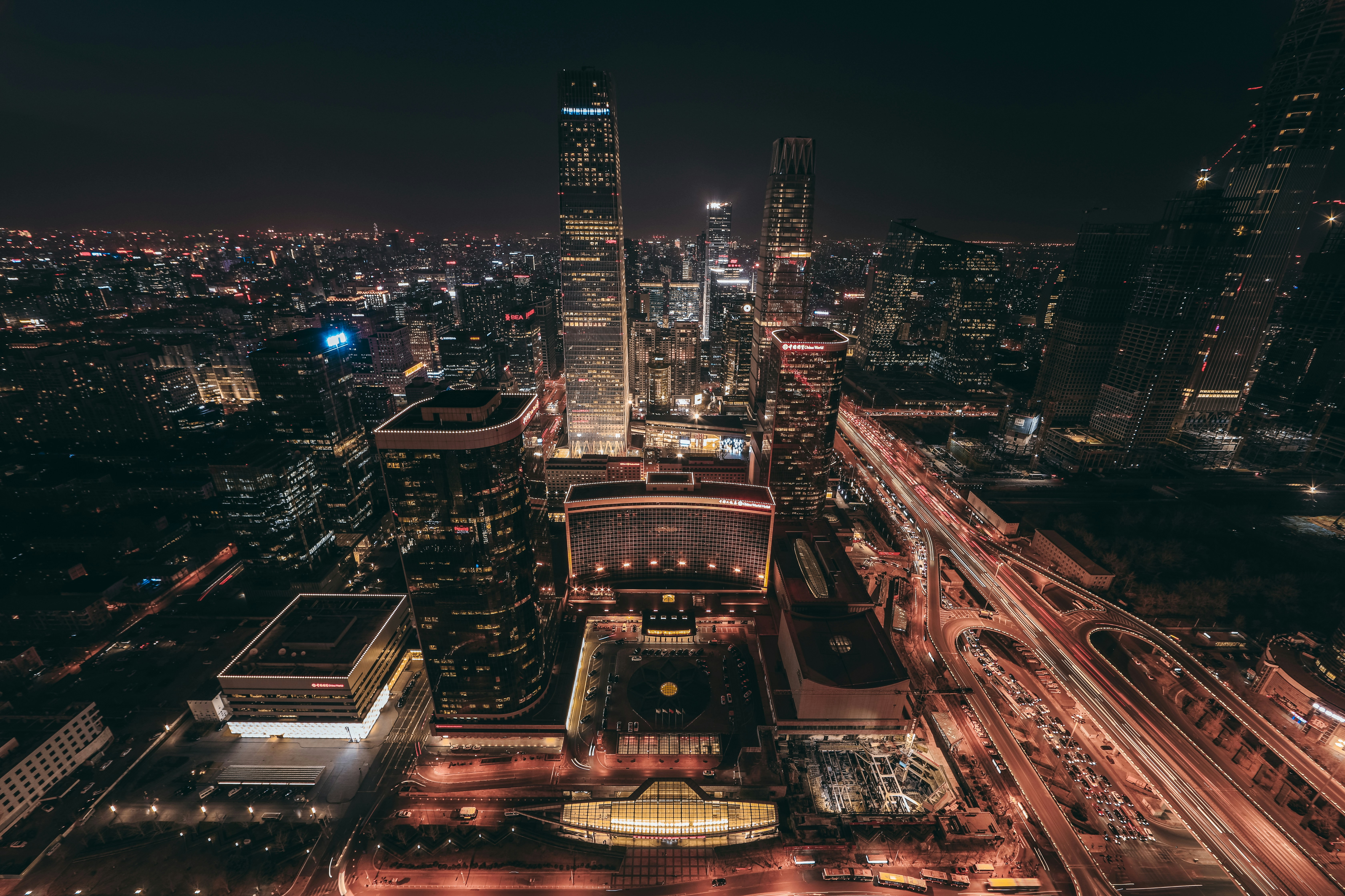 For two and a half year, I considered myself very lucky to get a chance to work in one of the tallest’s building in Beijing. View is exacty how you see in the photography. Indeed breathtaking!