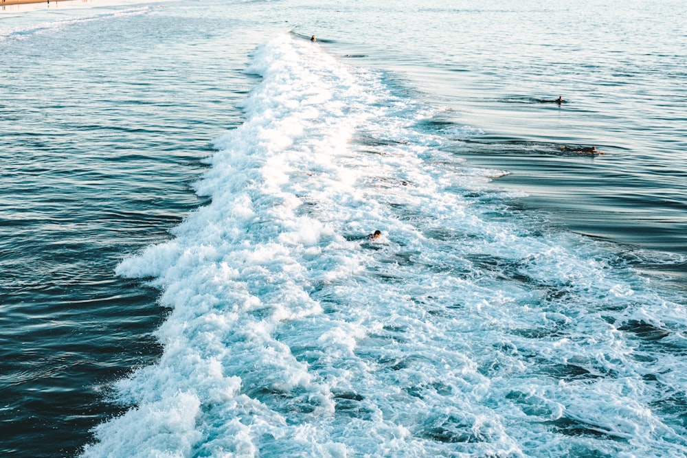 aerial photo of water waves during daytime