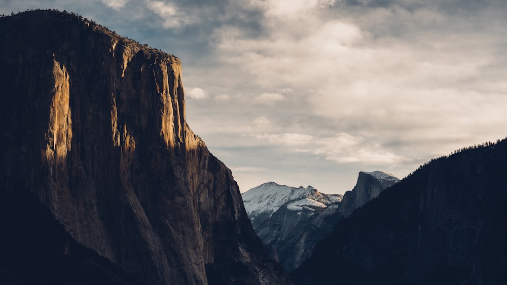 brown rocky mountain