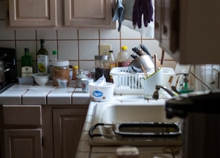 white wooden kitchen cabinet