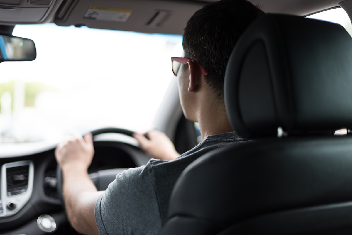 Refresher driving lessons image background image