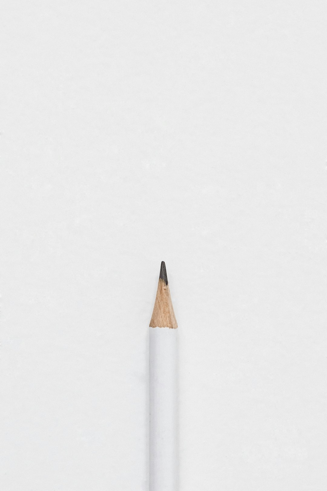 one minimalist pencil