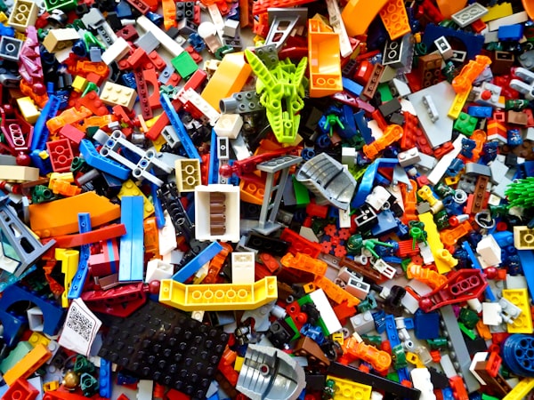 A pile of random LEGO pieces