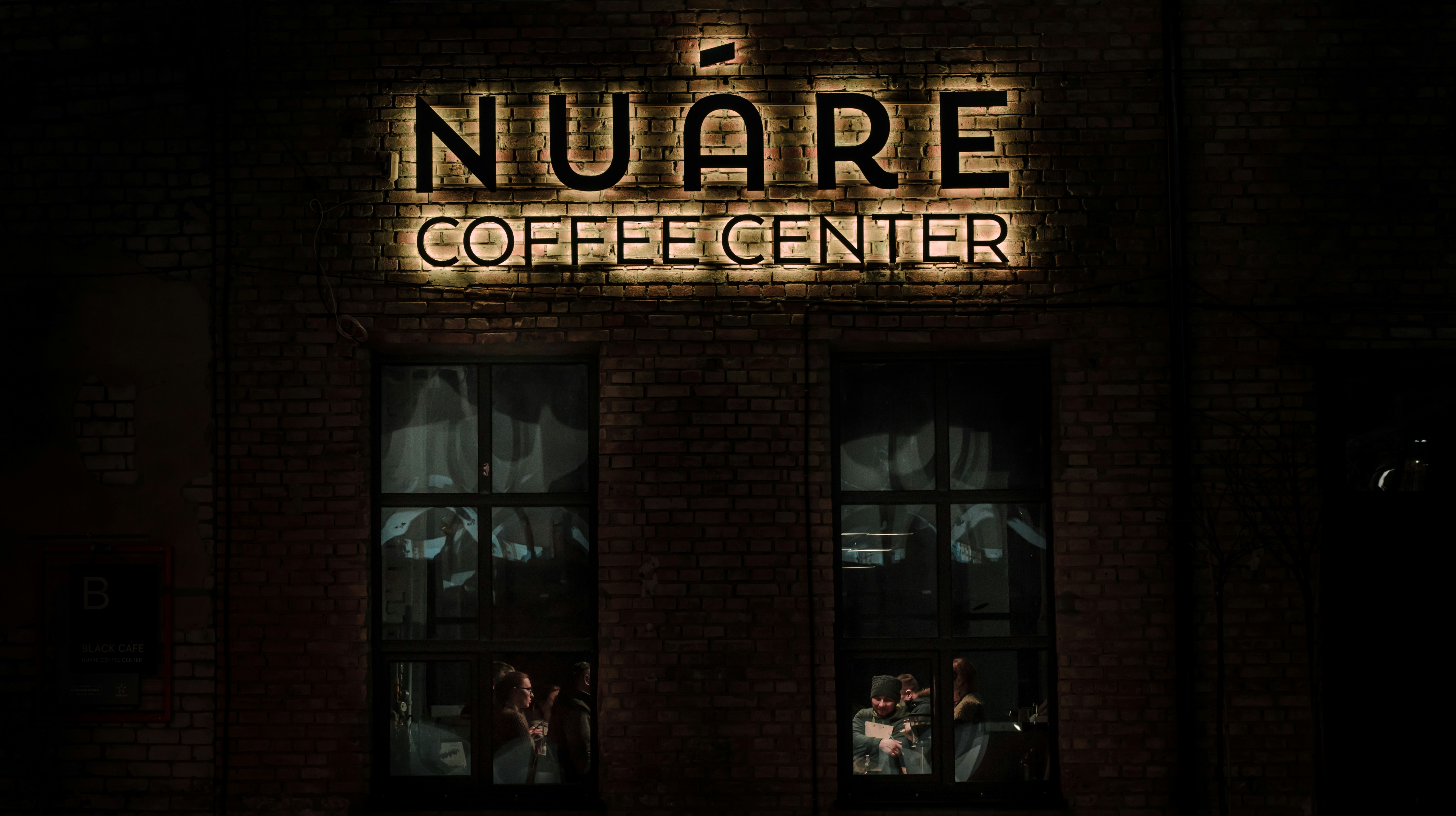 Nuare Coffee Center store