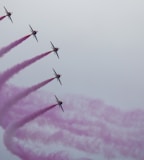 five jets flying during daytime