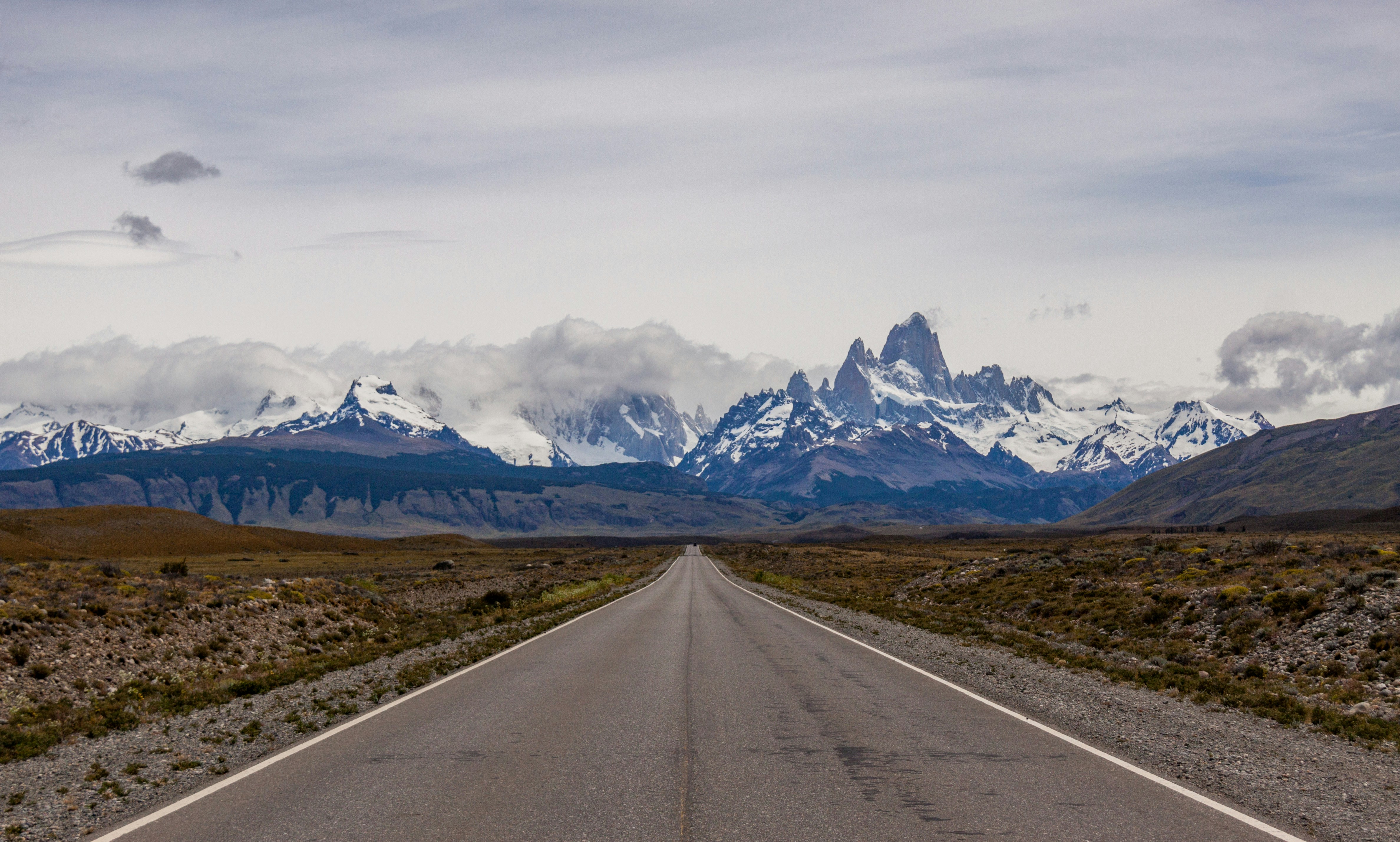 empty road towards mountain