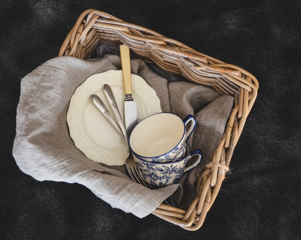 brown wicker picnic basket