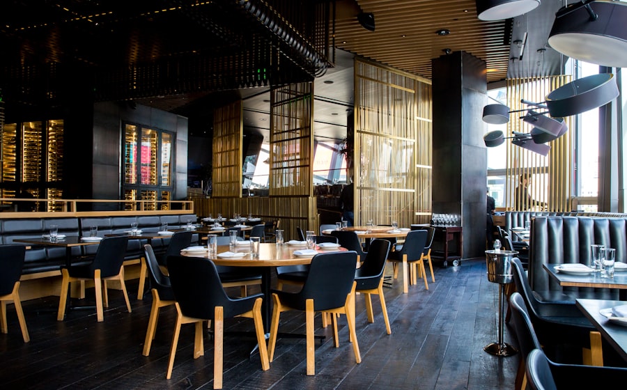 Royal Wow Meal & Bar