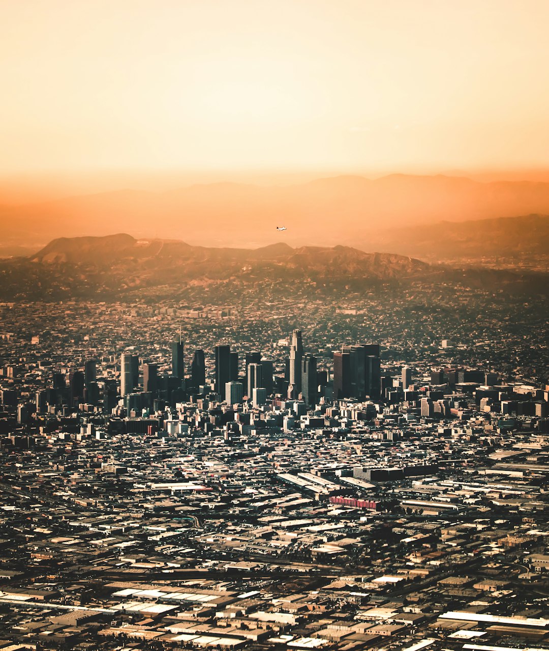 travelers stories about Skyline in Los Angeles, United States