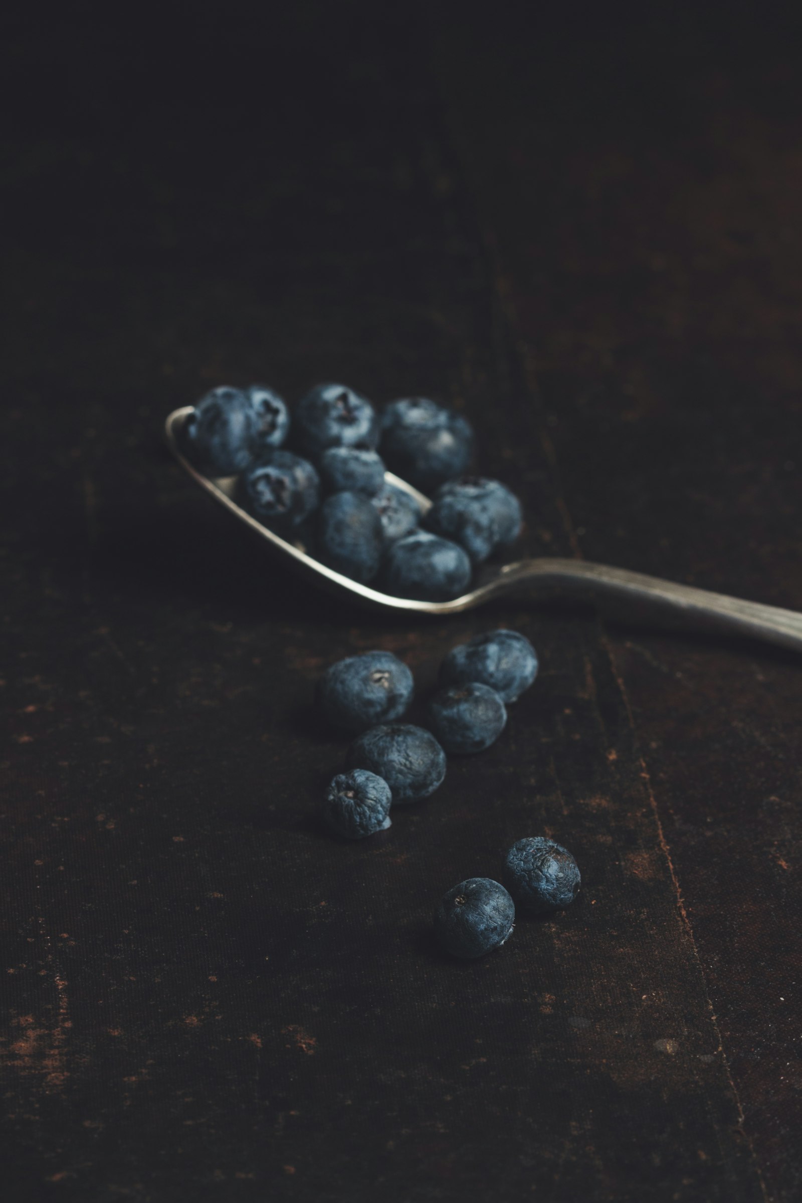 Canon EOS 60D + Canon EF 100mm F2.8 Macro USM sample photo. Blueberry on spoon photography