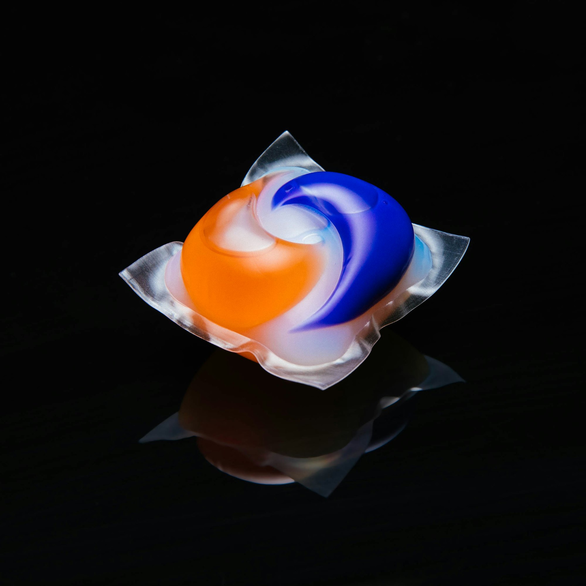 blue and white rose flower tide pods