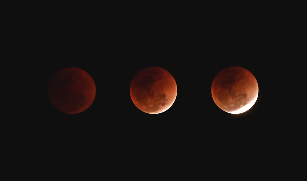 3つの血の月