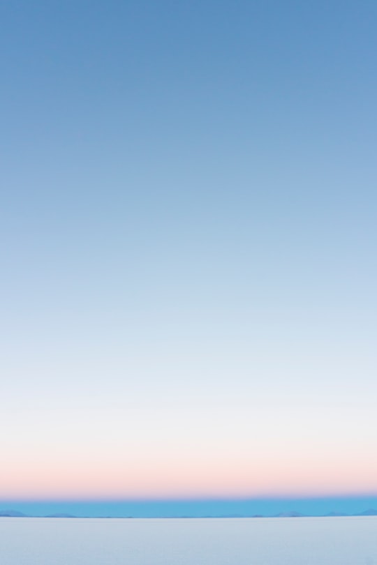 photo of Salar Uyuni Ocean near Salar De Uyuni