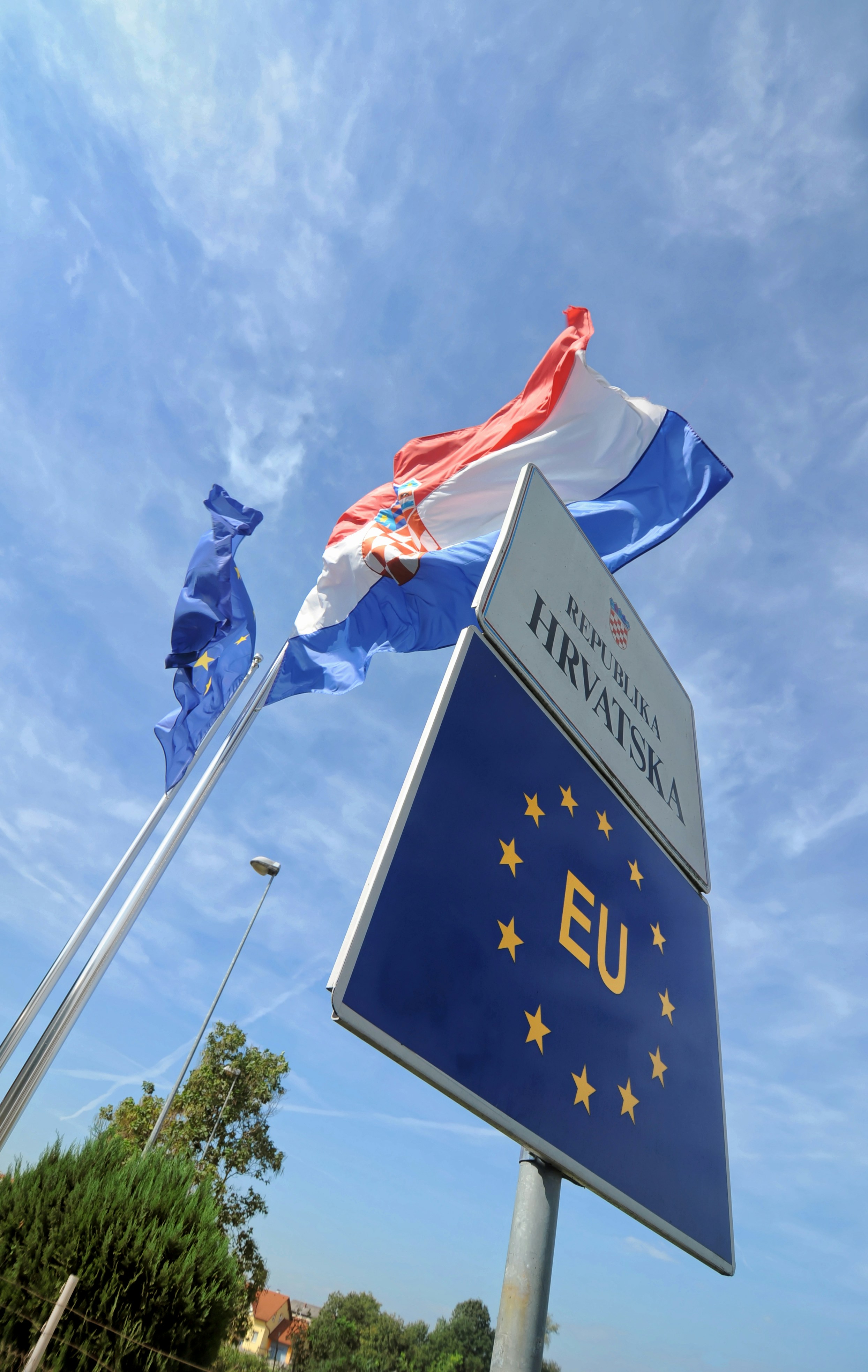 春节放假几天2022年(2022春节法定节假日是哪几天)