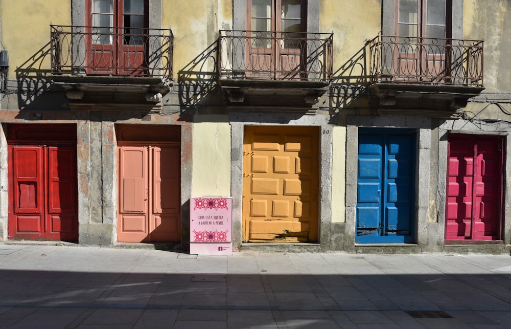 fotografia architettonica di edifici in calcestruzzo