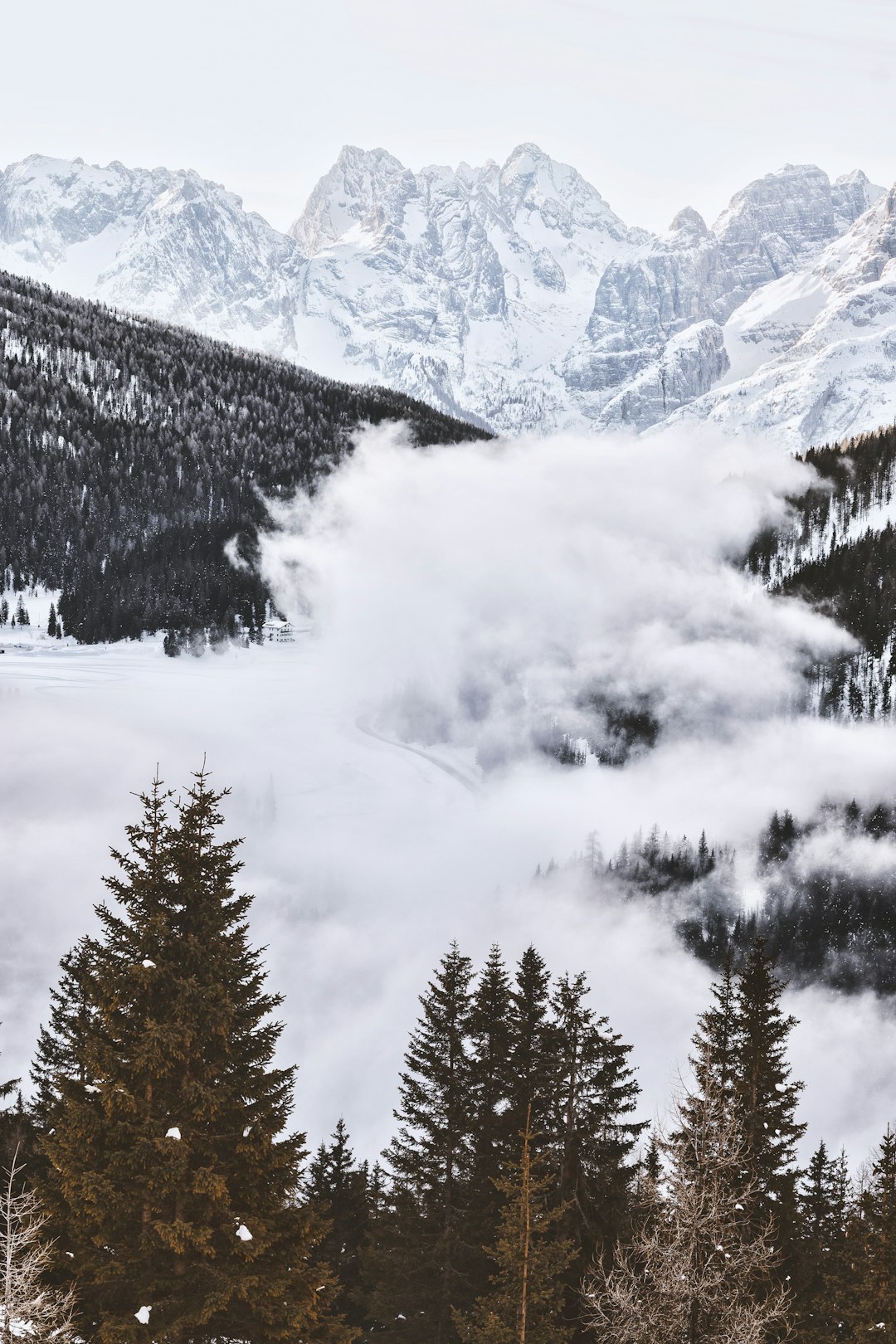 Mountain range photo spot Lake Misurina Dolomiti di Sesto