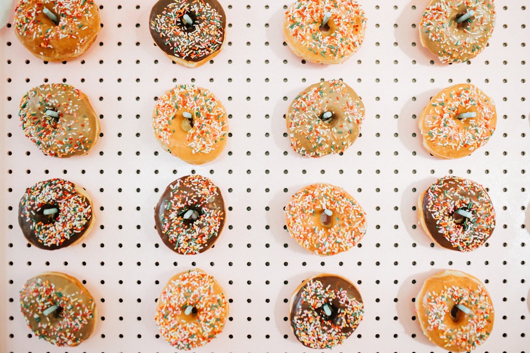 closeup photo of doughnut with toppings