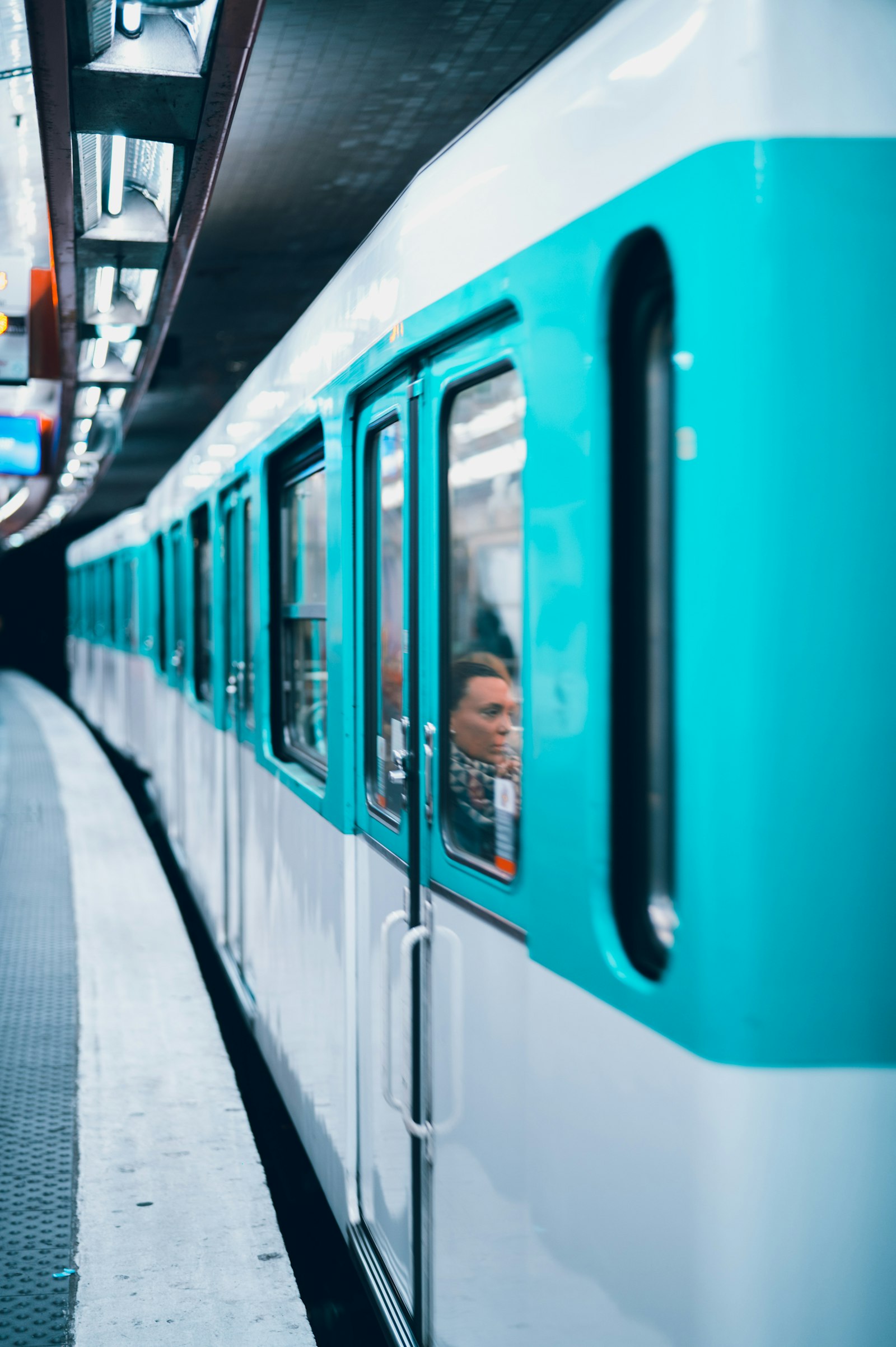 Sony a7R II + Sony Planar T* FE 50mm F1.4 ZA sample photo. Shallow focus of train photography