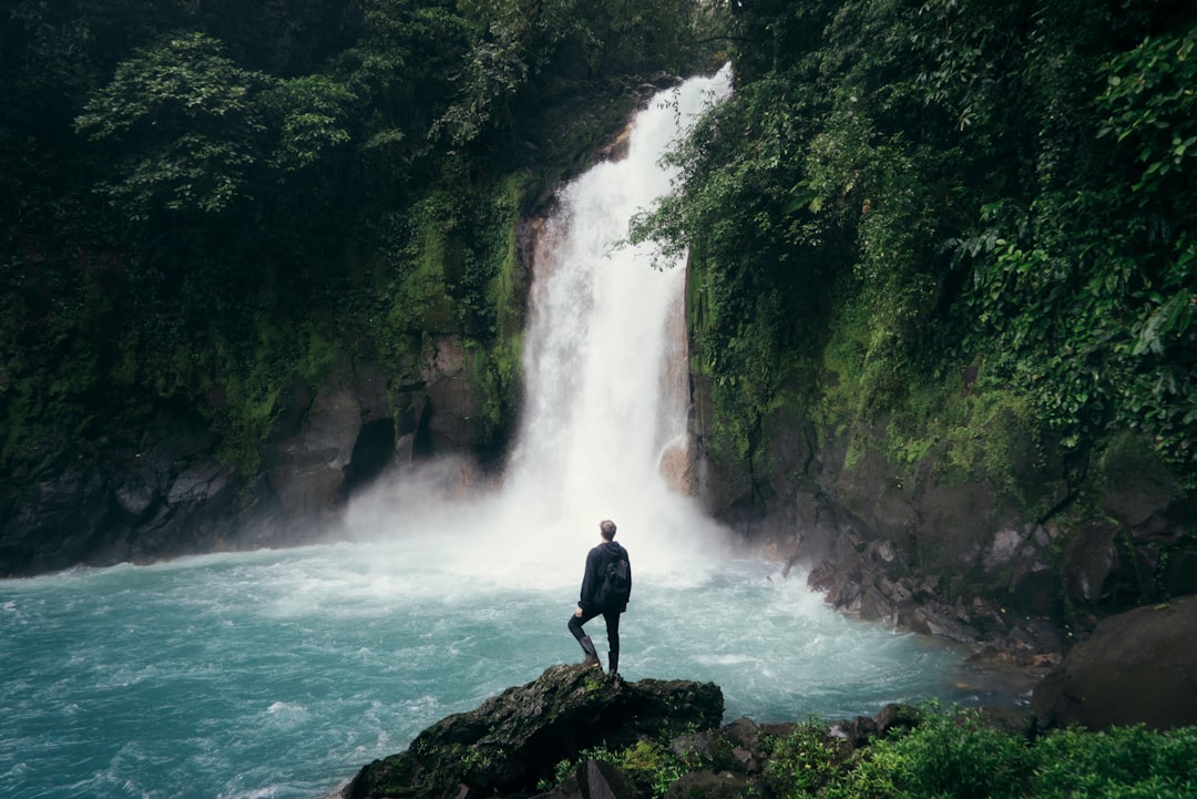 Finding Meaning Without God: How L.A.&#8217;s Atheists Bond Through Unexpected Travel Adventures