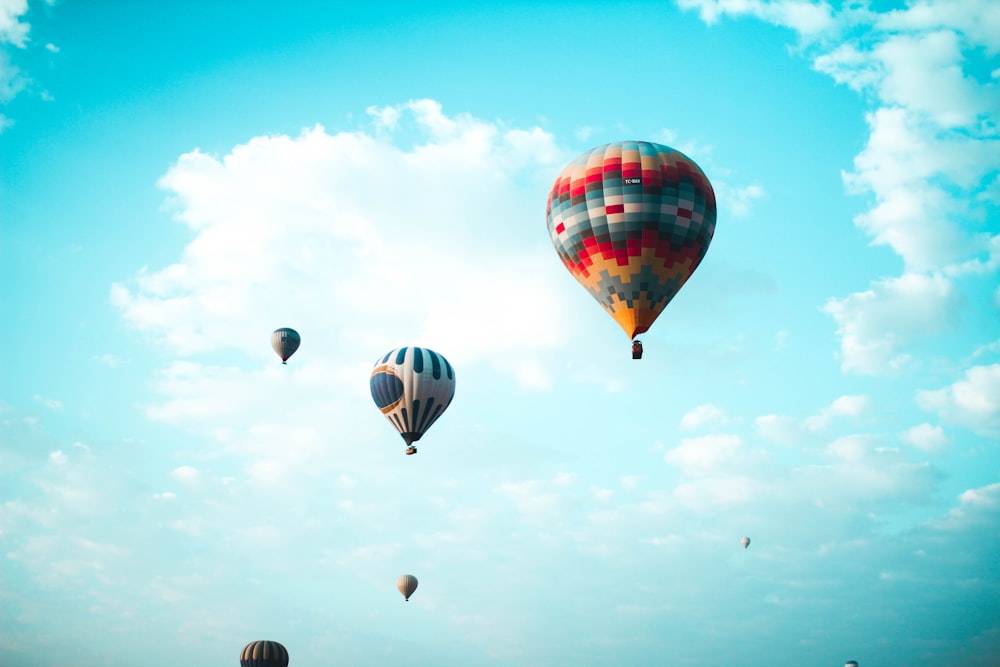flying hot air balloons