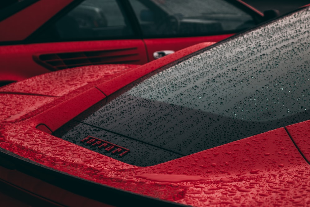 superdeportivo Ferrari rojo