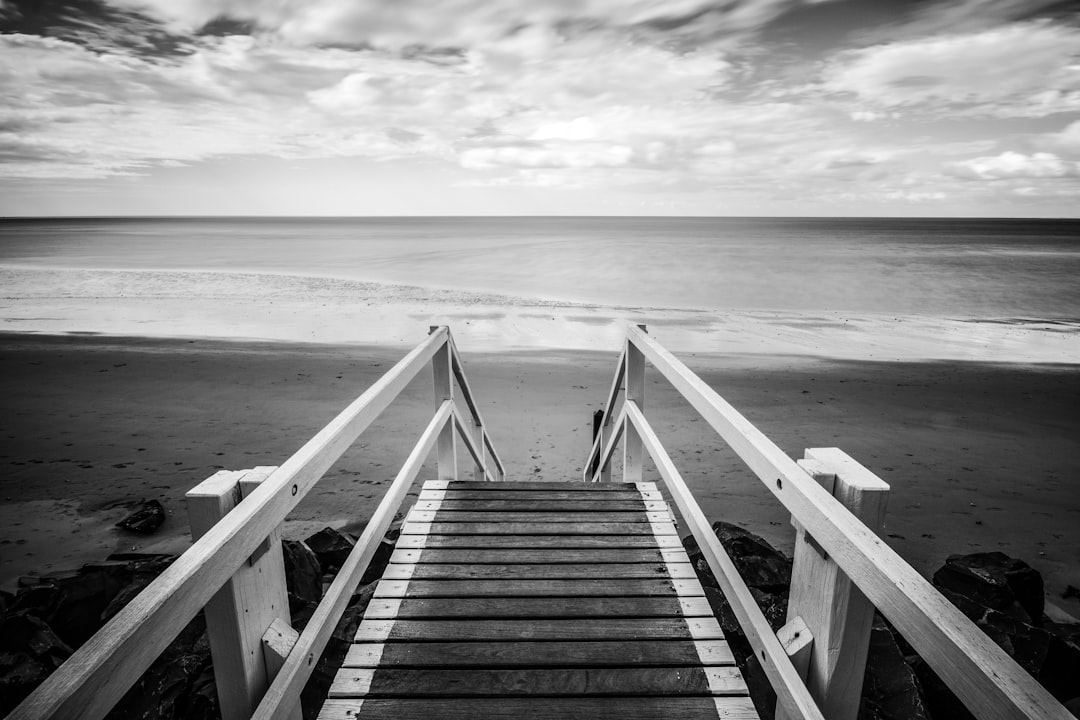 travelers stories about Ocean in Torquay Beach, Australia