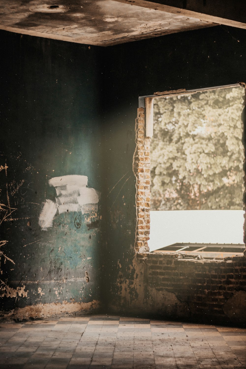 brown concrete brick room during daytime