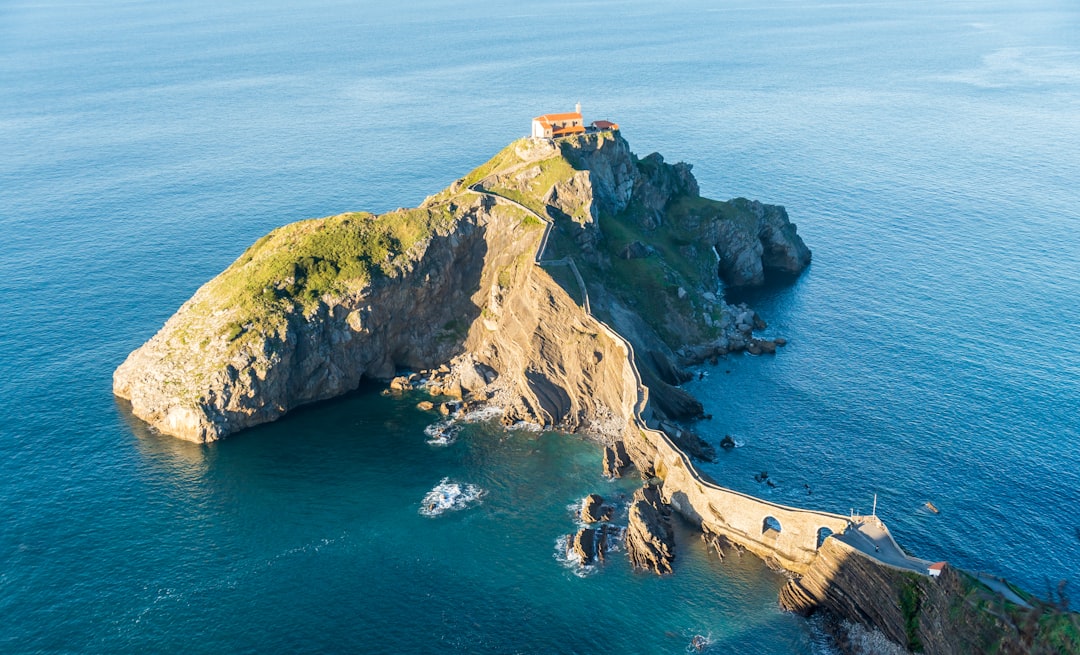 Cliff photo spot Gaztelugatxe San Sebastián