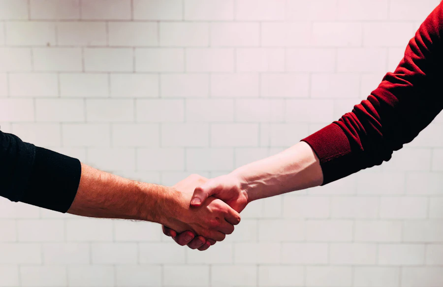 Partnership agreement handshake