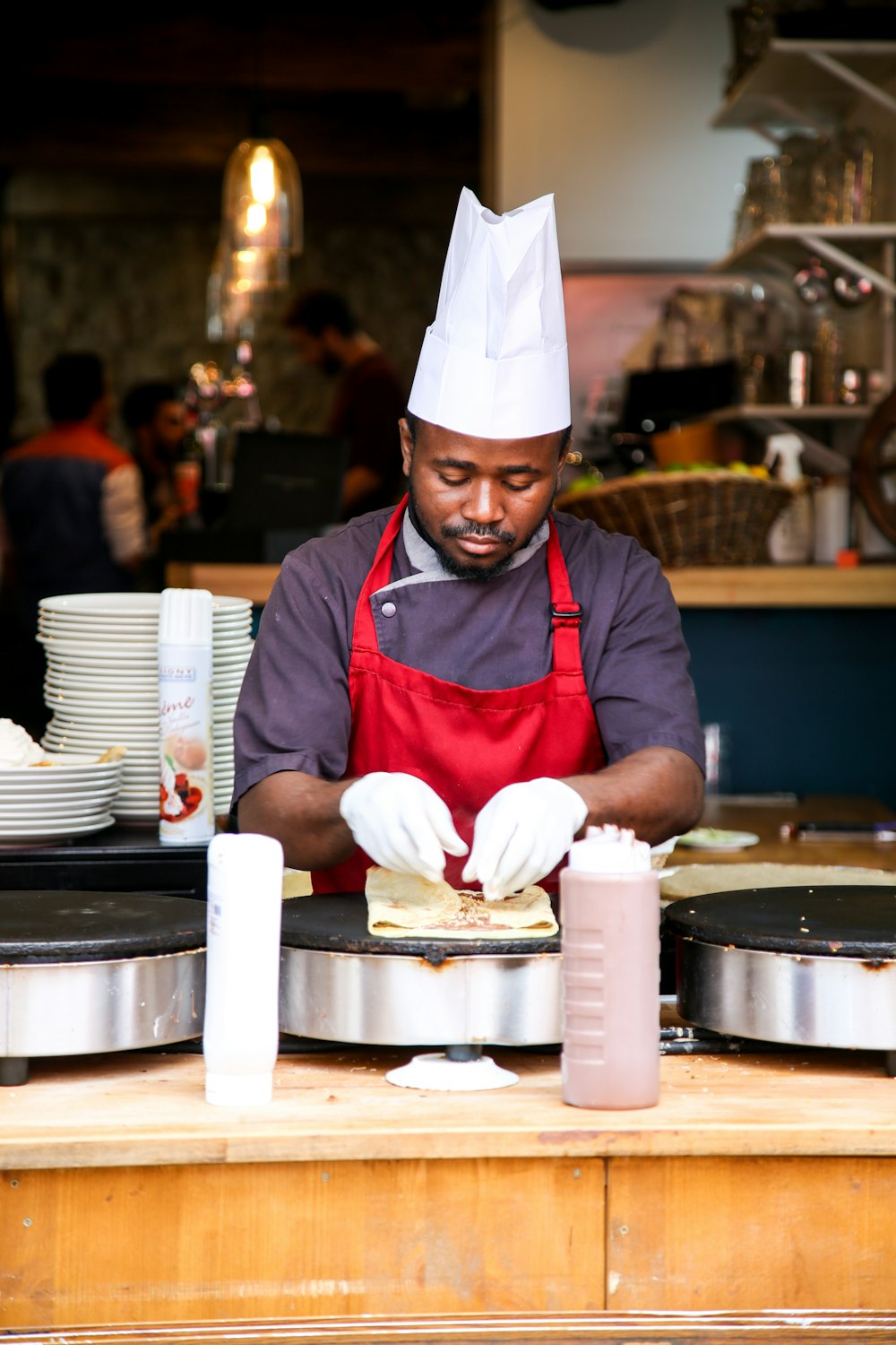 chef cooking roti