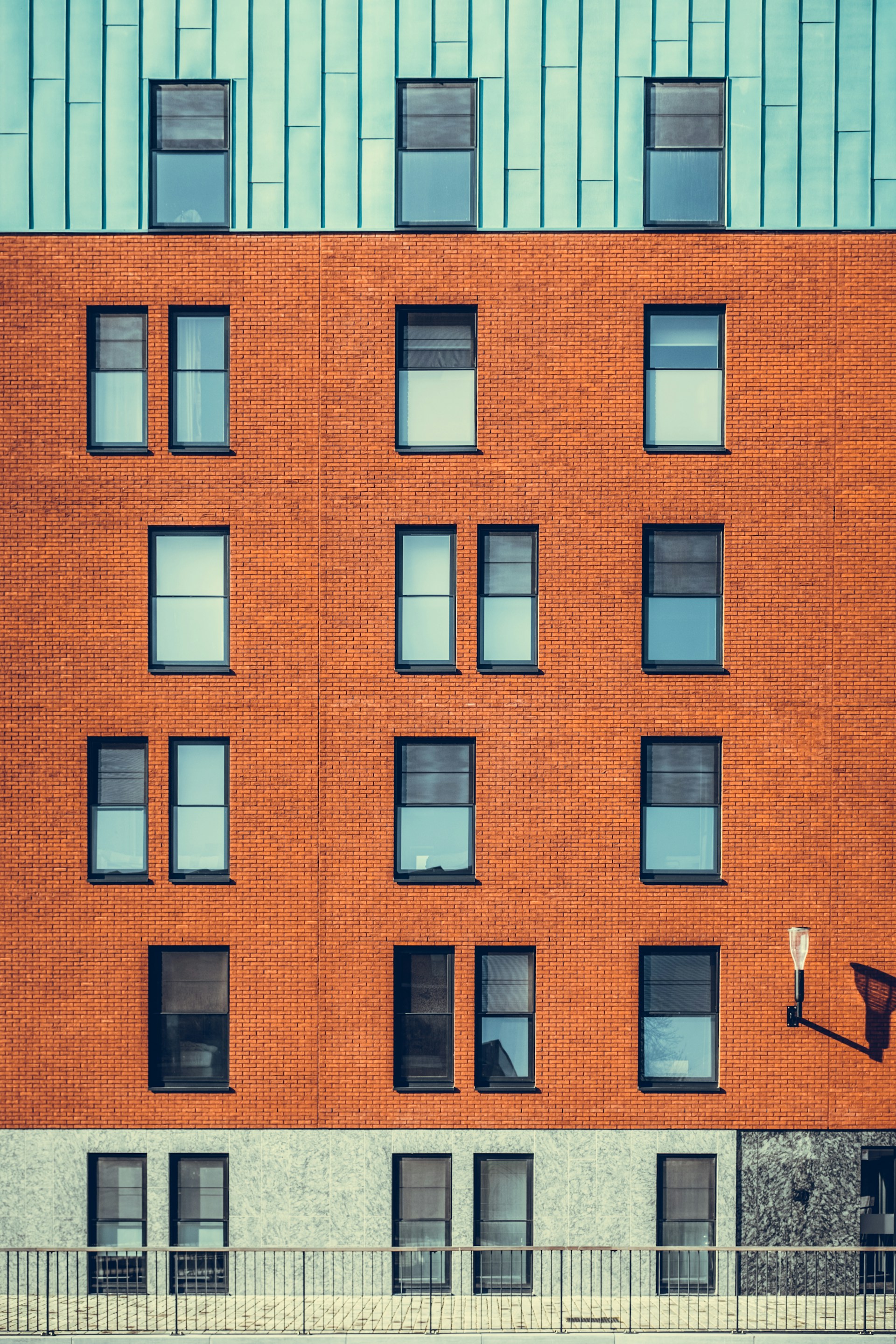 black and white bed linen