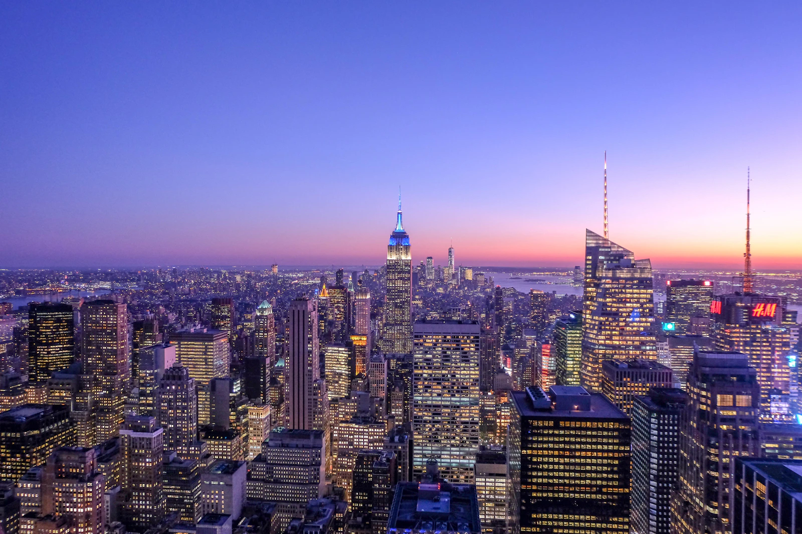 The Knickerbocker Hotel: A Beaux-Arts Landmark on Times Square