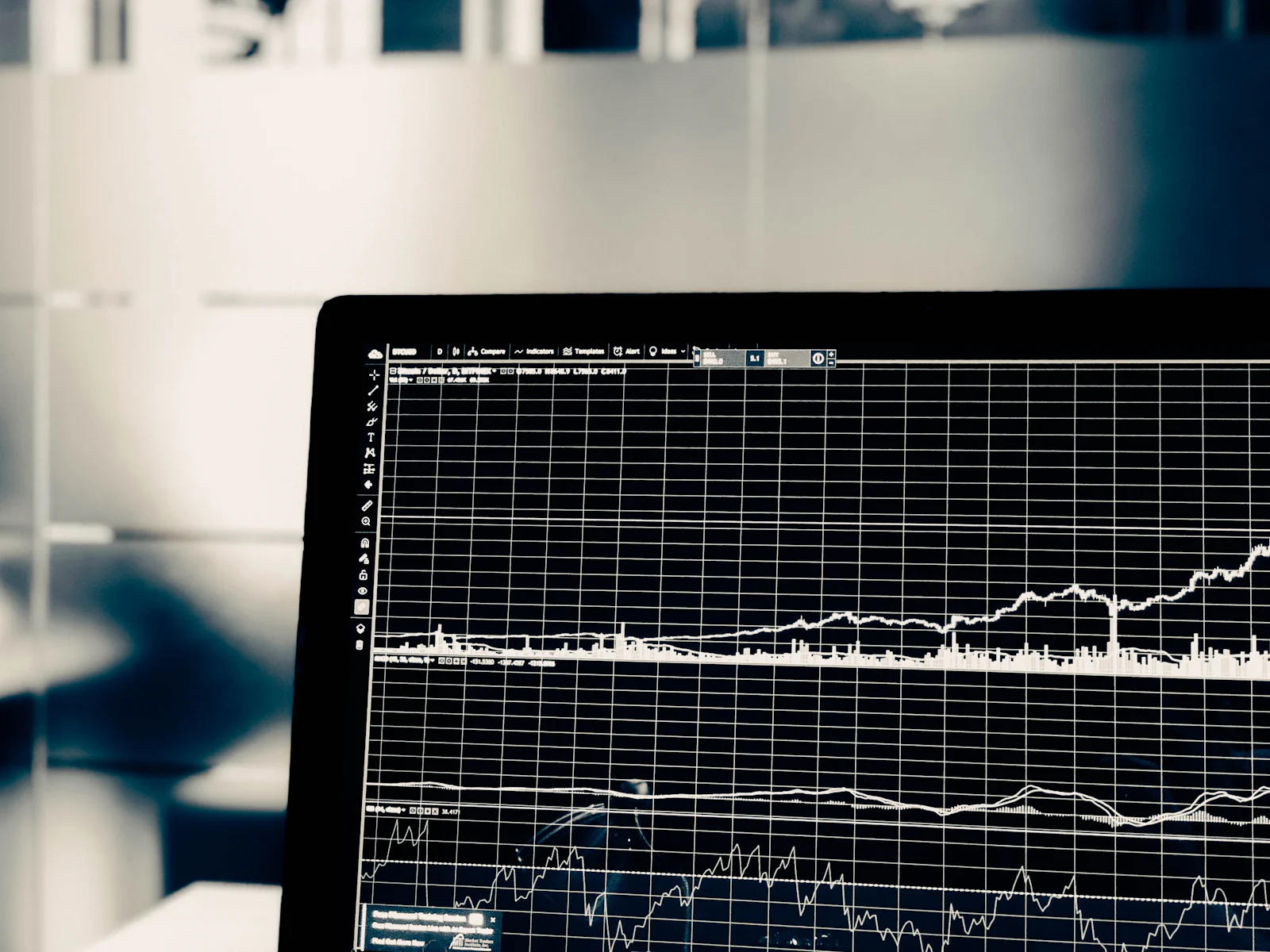 SEO-Automatisierung 2026: Repetitive Aufgaben wie Rank-Tracking, Audits und Reporting automatisch erledigen