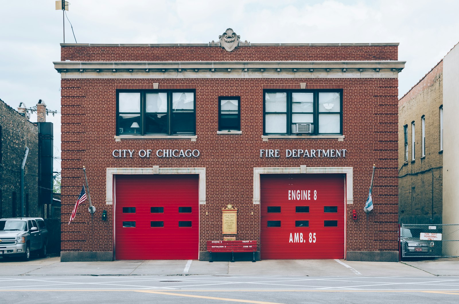 Pentax smc DA 18-135mm F3.5-5.6ED AL [IF] DC WR sample photo. City of chicago fire photography