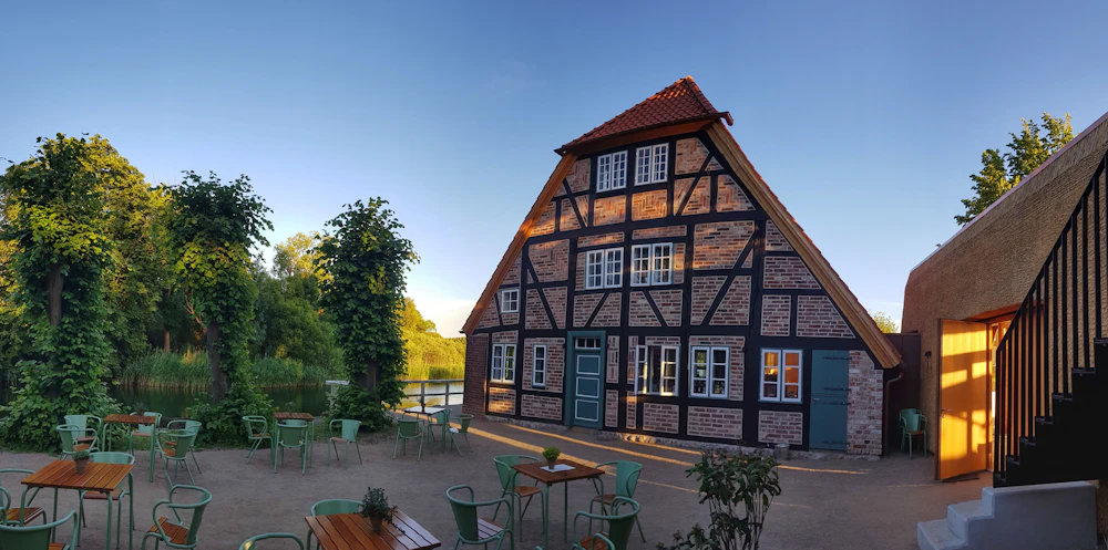 Fachwerkhaus mit saniertem Dachstuhl