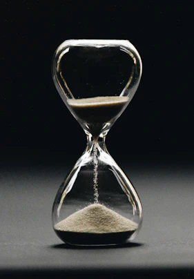 clear hour glass