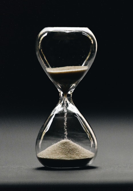 A picture representing how time is important for our virtual assistants