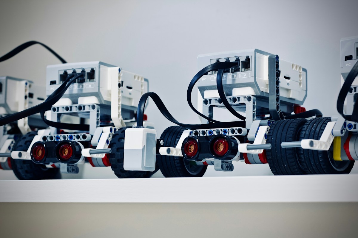 Automatización Industrial y Robótica