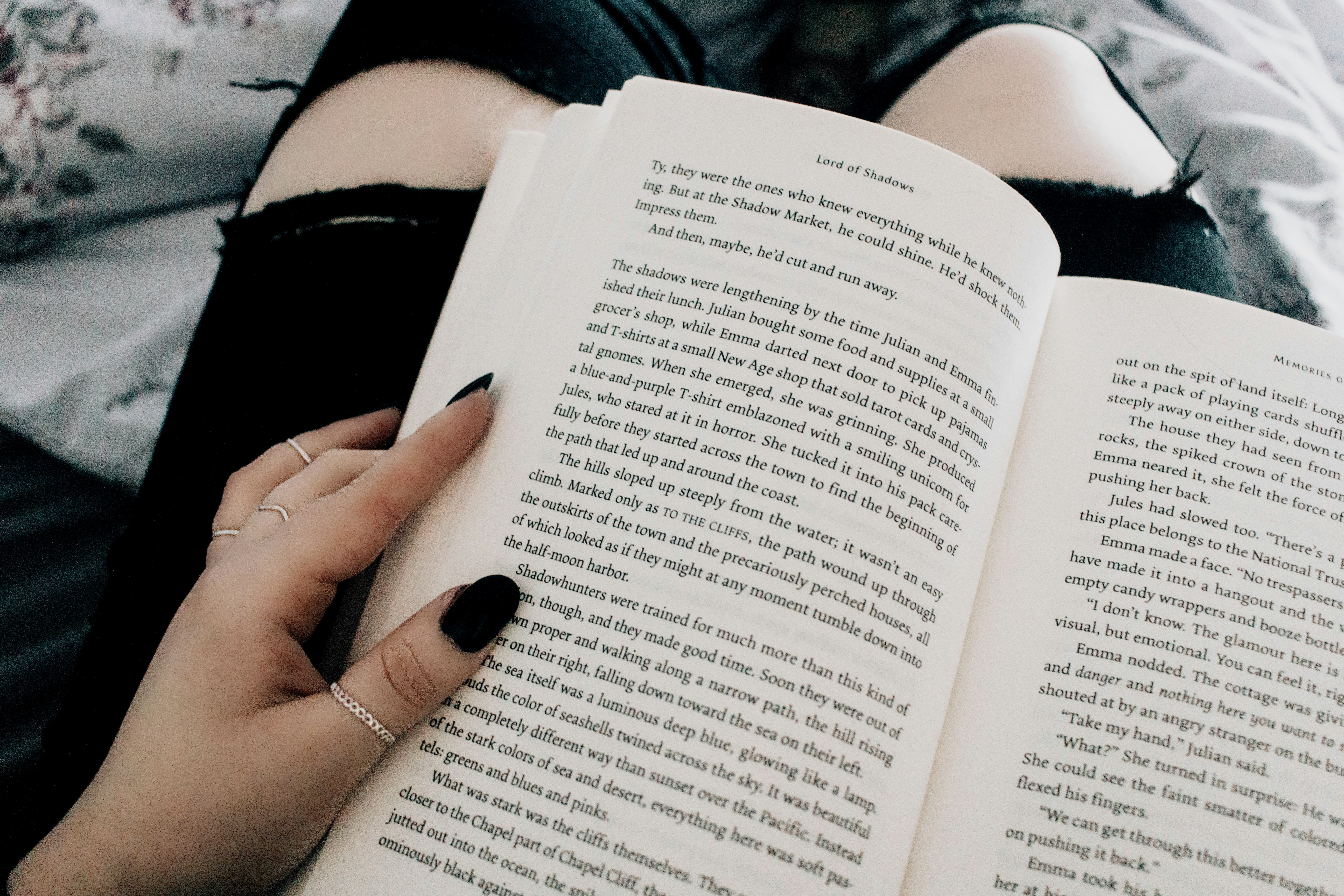 photo 1518339114760 bc8376772908?ixlib=rb 4.0