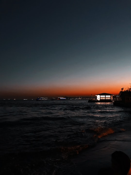 landscape photography of lighted house in Beşiktaş Turkey